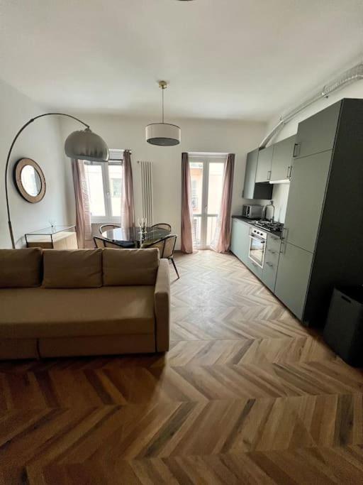 Casa Sassari - Vicino Porta Susa F.S. ตูริน ภายนอก รูปภาพ