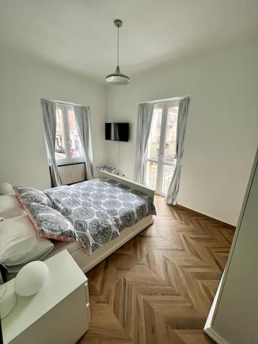 Casa Sassari - Vicino Porta Susa F.S. ตูริน ภายนอก รูปภาพ